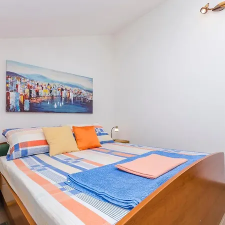 Seper Apartment *